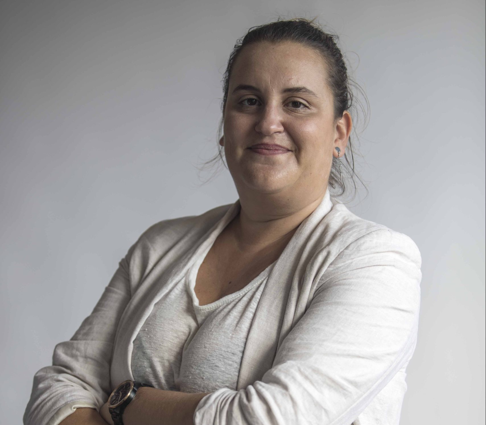 Profile picture of Karina Alvarez Garcia, Product Manager of Inari, on a gray background